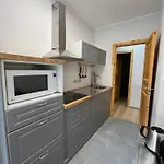 Konukevi Grattacielo