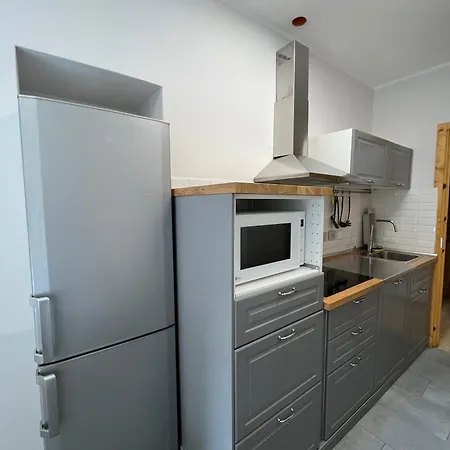 Grattacielo Πανσιόν *